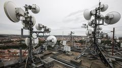 Telekomunikace, radar, operátor, satelit - Výhledy z pražských střech - Corinthia Hotel