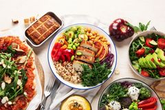 Gastro trendy 2025: lokální suroviny, umělá inteligence a méně masa
