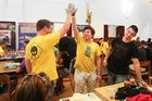 Naopak, tyto v jistém slova smyslu nezapomenutelné hry jsou už dávno o míle překonané. "Před nějakými dvaceti, pětadvaceti lety bylo v obchodě jen pár her. Dneska je ten výběr obrovský," říká Vladimír "Vlaada" Chvátil, nejuznávanější český tvůrce her.