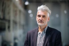 Podcast Na dotek: Hledíte do plamenů a pak vám to v jeden moment dojde, říká Urban