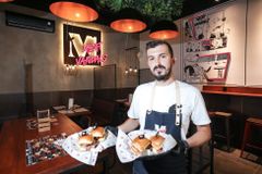 V Oxfordu vařil pro Hermionu, teď rodák z Valašska vede v Praze bistra s pastrami