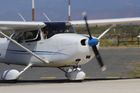 Dezorientovaný český pilot přistál v rakouském poli u Vídně