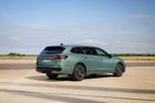 Druhým v pořadí je Volkswagen Passat s 2659 kusy.