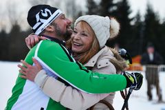 Padesátka slibuje horskou komedii ve stylu Sněženek. Znovu se setkají Kotek s Mádlem