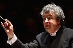 Šéfdirigentem České filharmonie bude Američan ruského původu Semjon Byčkov, odborník na Čajkovského