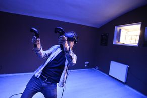 Foto: Na návštěvě v herně virtuální reality