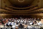 Kdo místo Byčkova? České filharmonie se ujme nový šéfdirigent