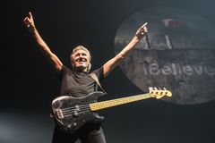 Je to "jeden z předních antisemitů". Frankfurt zrušil koncert Rogeru Watersovi