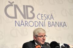 Připravte se na horší časy, nařídila ČNB bankám. Testy ukazují, že zatím odolají i šokům