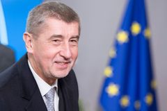 Komise: Kontrola střetu zájmů se v Česku zlepšuje, stoprocentní záruky ale chybí
