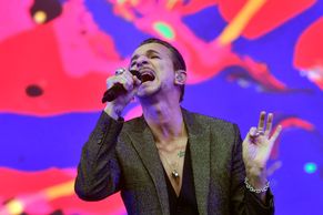 Recenze: Depeche Mode znamenitě odolávají zubu času. V Praze hráli sebevědomě a s noblesou