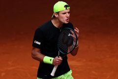 Lojda: Hejty na oblečení? Menšík není Nadal. V Ostravě si Berdych zoufal nad novotami